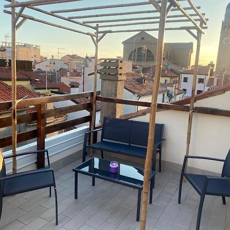 Laguna Blu Camera Tramonto Con Terrazza Panoramica In Comune Чоджия Екстериор снимка