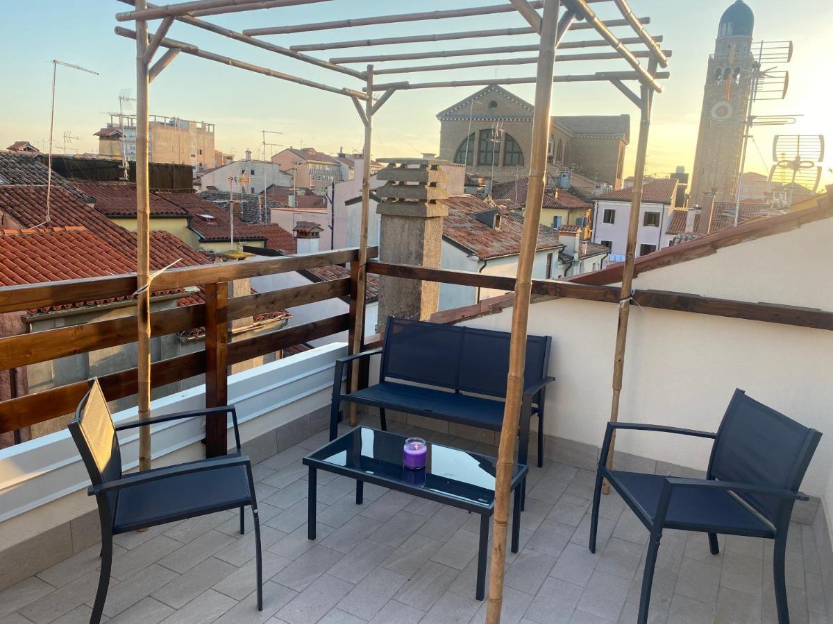 Laguna Blu Camera Tramonto Con Terrazza Panoramica In Comune Чоджия Екстериор снимка